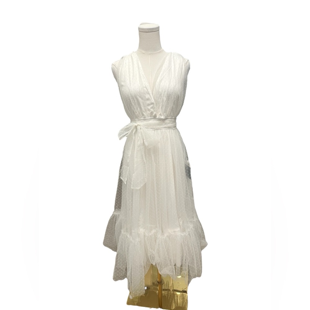 Lulus White Midi Dress Utmost Elegance Swiss Dot Sleeveless Tiered Size Sm $98 - Picture 7 of 8